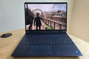 Save $580 on Alienware's 16X Aurora laptop: RTX 5060 + 32GB RAM