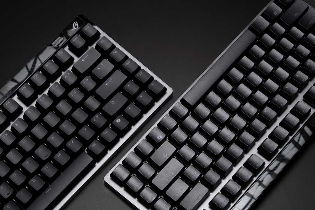 ROG Falchion Ace 75 HE