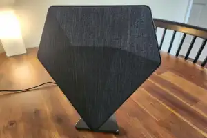 RCA ANTD8E indoor TV antenna review: Powerful and pretty