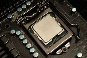 CPU shortages loom as PC makers scramble for chips