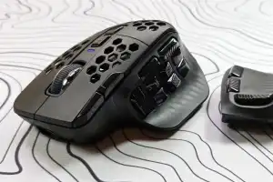 I switched my $180 Razer Naga for this $40 mouse&mdash;and I love it