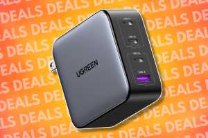 Save 40% on this fast, compact Ugreen 4-port charger