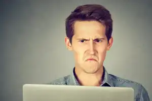 6 warning signs that you need a new laptop